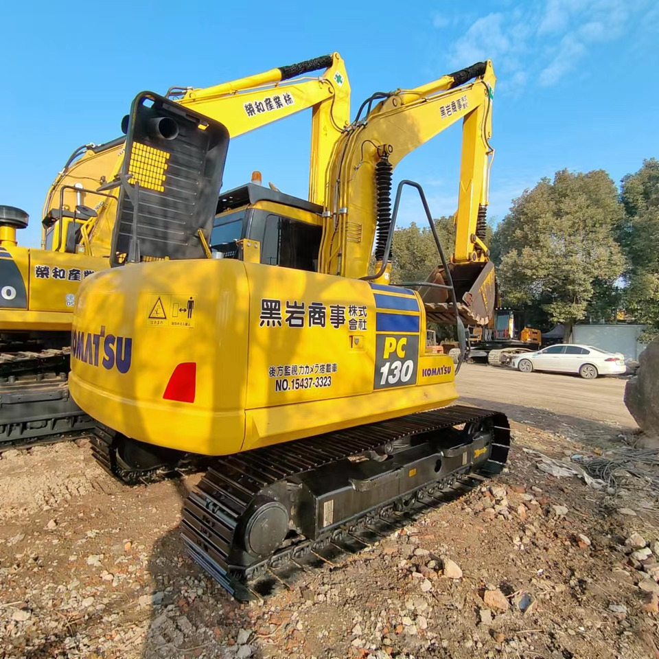 KOMATSU PC130 - Гусеничный экскаватор: фото 1 KOMATSU PC130 - Гусеничный экскаватор: фото 1