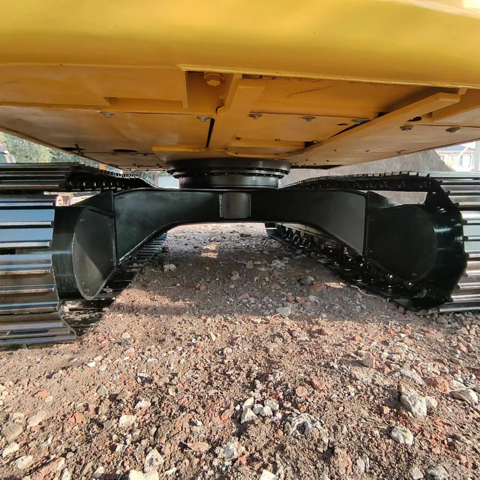 Гусеничный экскаватор KOMATSU PC130: фото 15