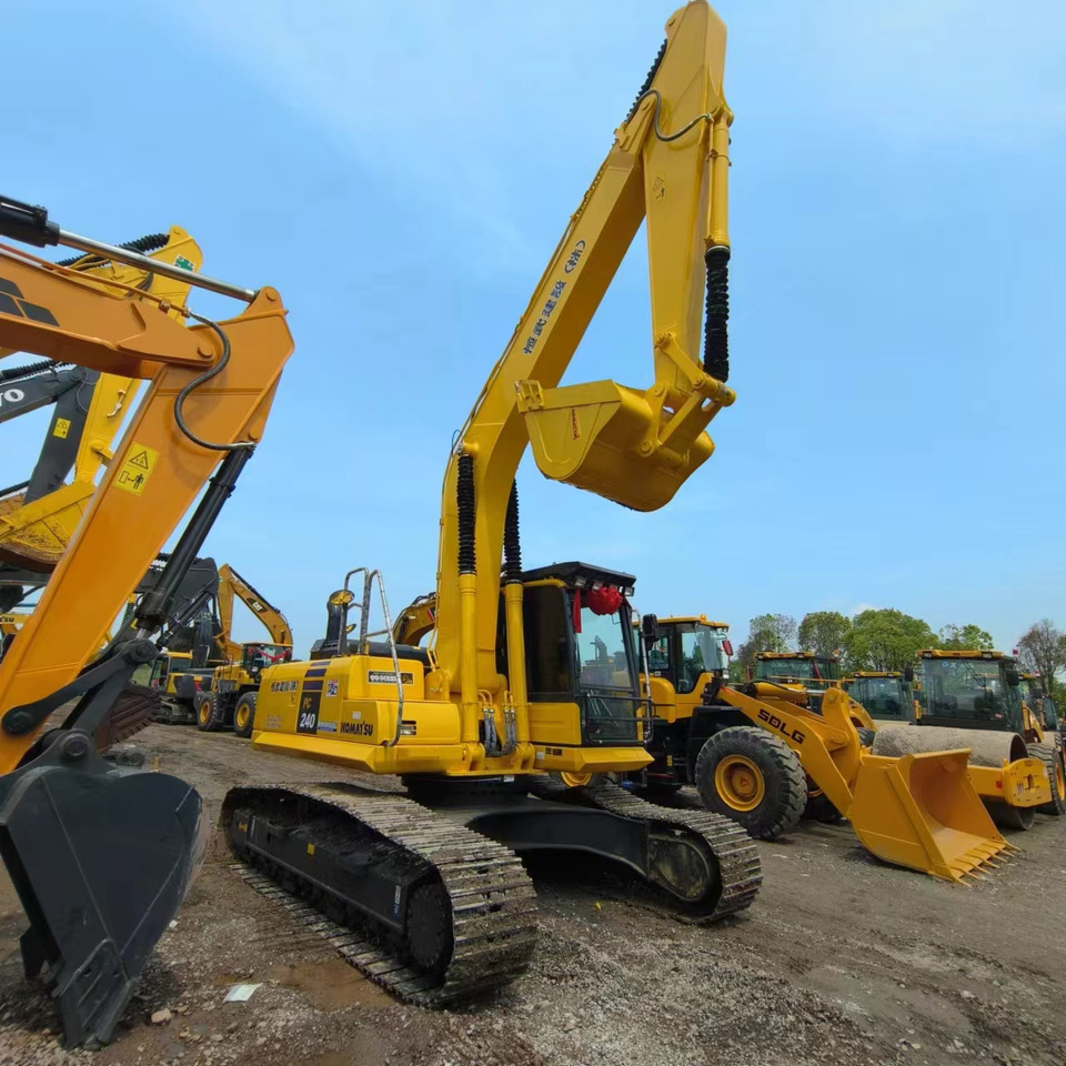 KOMATSU PC240LC-8 - Гусеничный экскаватор: фото 1 KOMATSU PC240LC-8 - Гусеничный экскаватор: фото 1