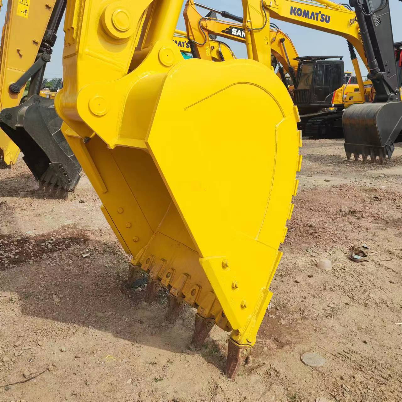 KOMATSU PC350 - Гусеничный экскаватор: фото 5 KOMATSU PC350 - Гусеничный экскаватор: фото 5