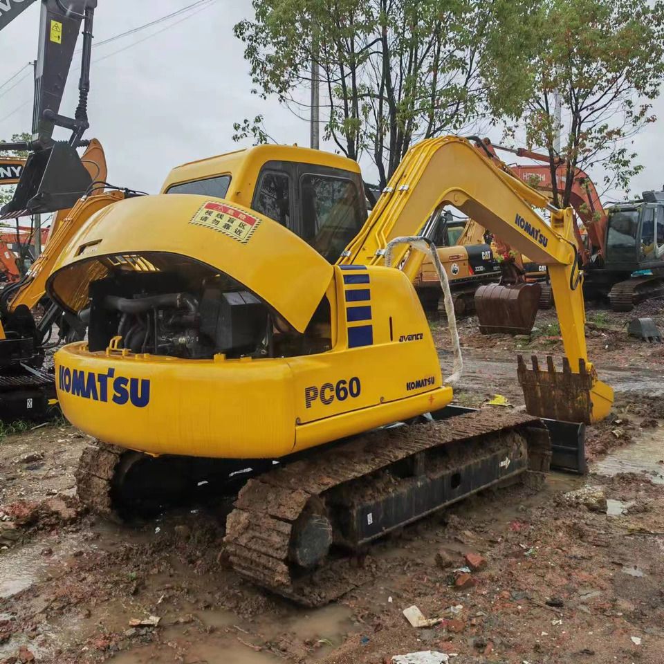 KOMATSU PC60-7 - Гусеничный экскаватор: фото 4 KOMATSU PC60-7 - Гусеничный экскаватор: фото 4