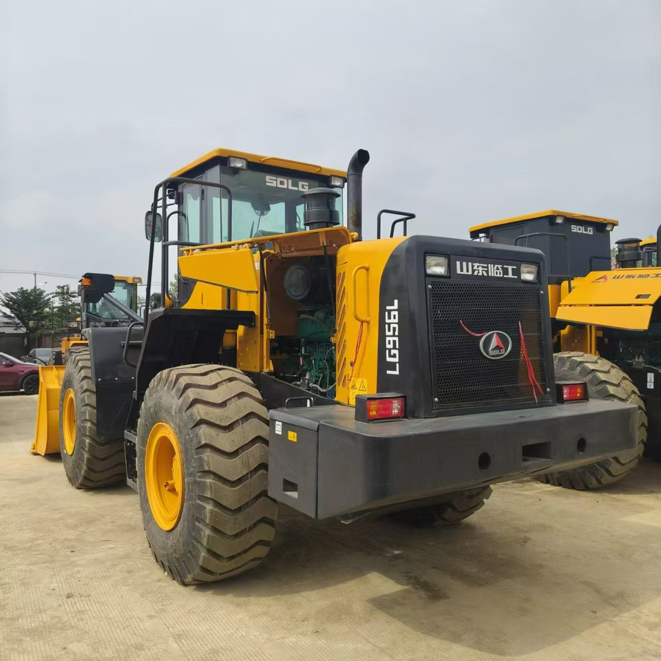 SDLG L956F - Колёсный погрузчик: фото 4 SDLG L956F - Колёсный погрузчик: фото 4