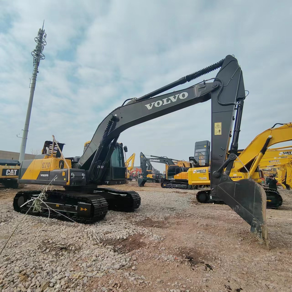VOLVO EC210 - Гусеничный экскаватор: фото 4 VOLVO EC210 - Гусеничный экскаватор: фото 4
