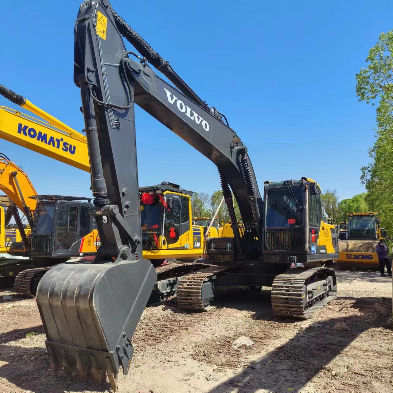 VOLVO EC210 - Гусеничный экскаватор: фото 1 VOLVO EC210 - Гусеничный экскаватор: фото 1