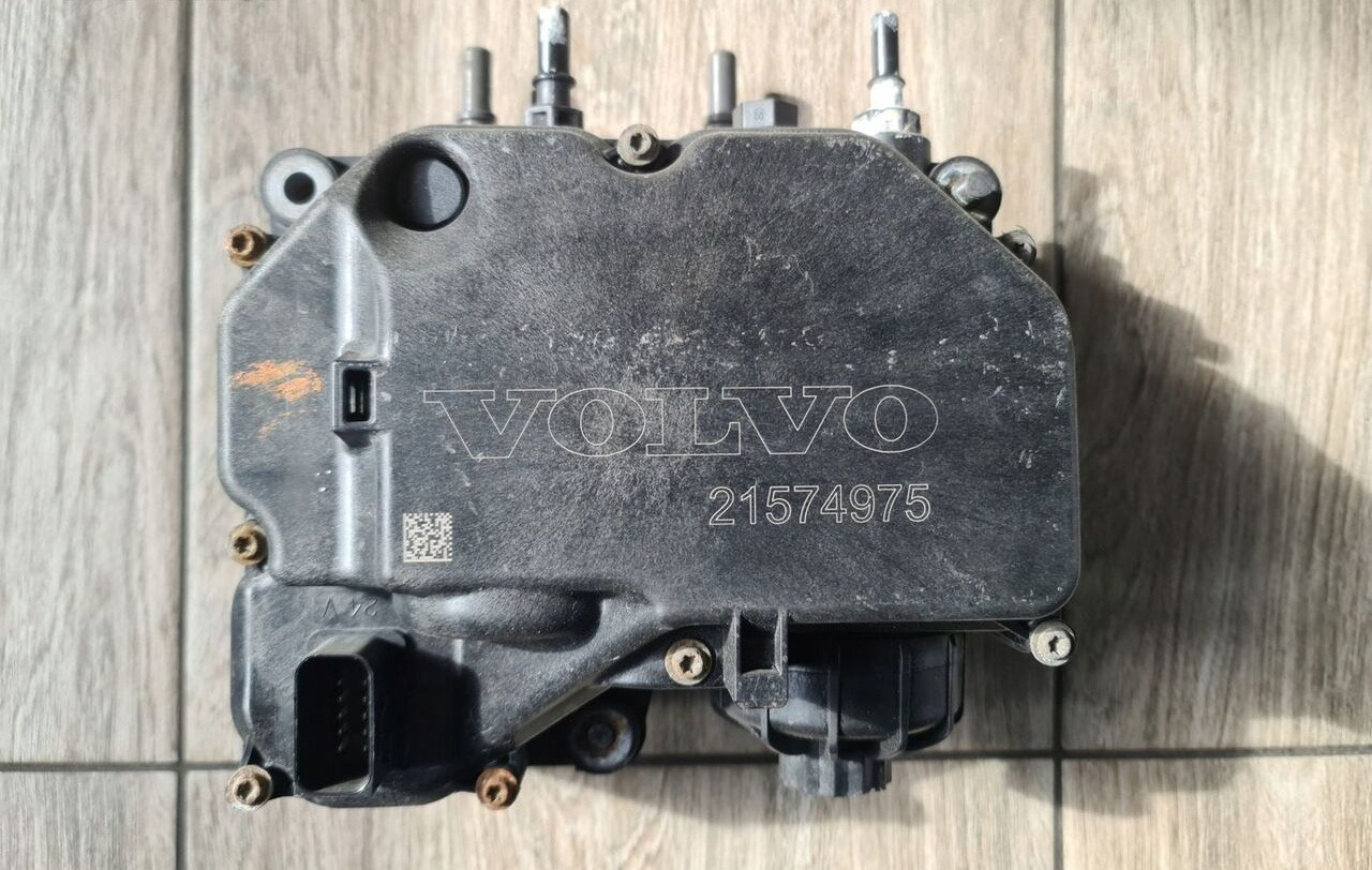 21574975 Volvo FH4 - Глушитель/ Выхлопная система для Грузовиков: фото 3 21574975 Volvo FH4 - Глушитель/ Выхлопная система для Грузовиков: фото 3