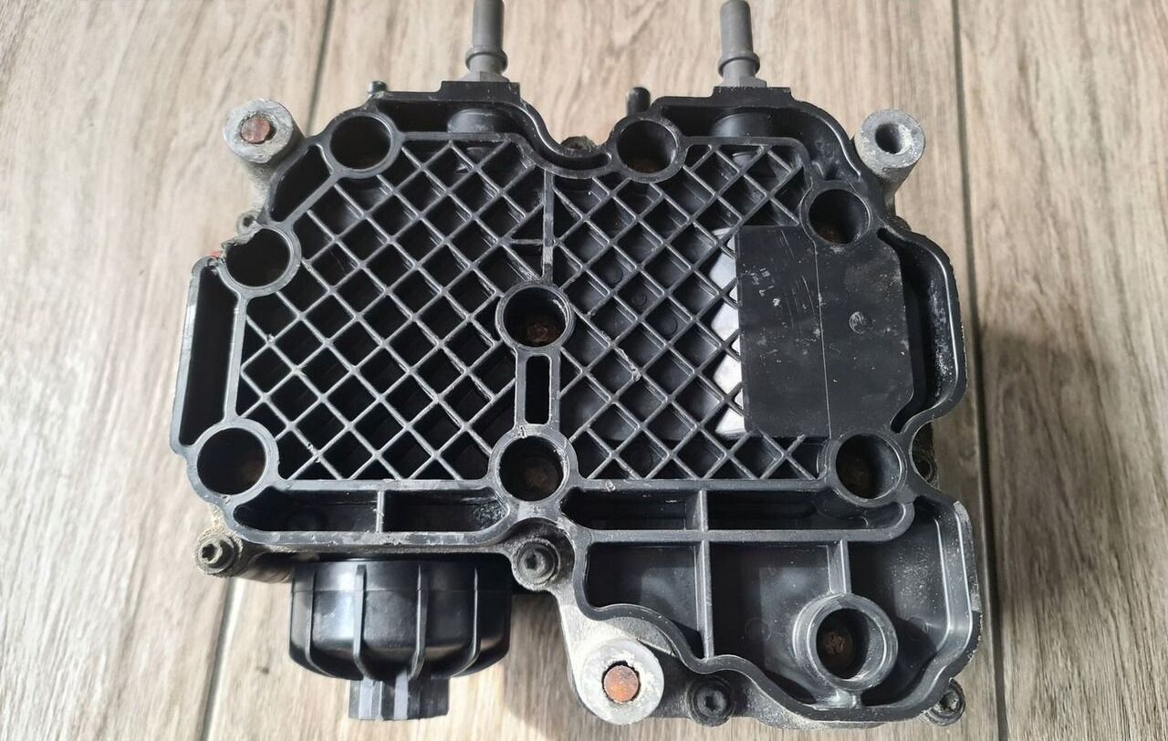 21574975 Volvo FH4 - Глушитель/ Выхлопная система для Грузовиков: фото 2 21574975 Volvo FH4 - Глушитель/ Выхлопная система для Грузовиков: фото 2