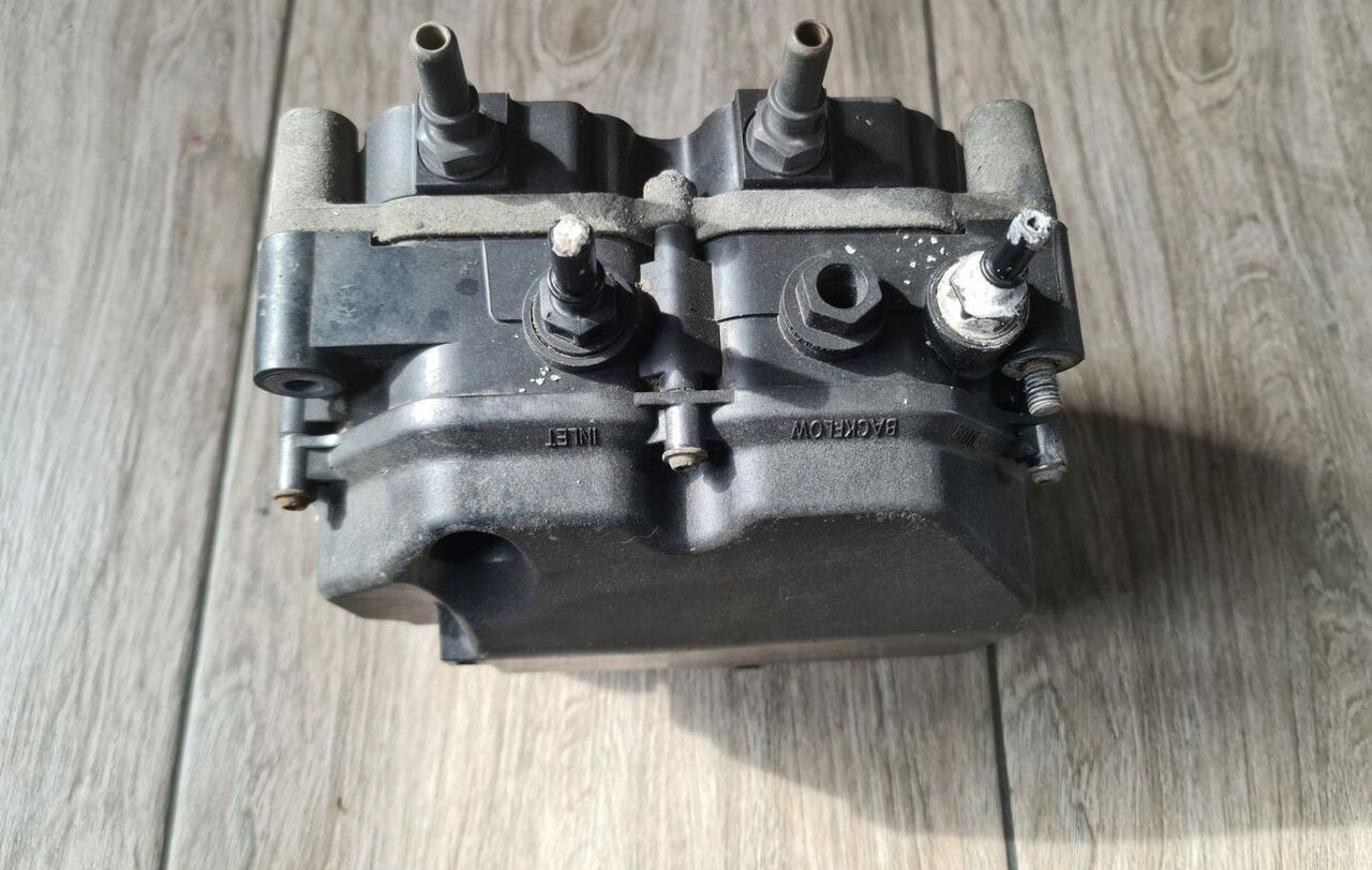 21574975 Volvo FH4 - Глушитель/ Выхлопная система для Грузовиков: фото 1 21574975 Volvo FH4 - Глушитель/ Выхлопная система для Грузовиков: фото 1