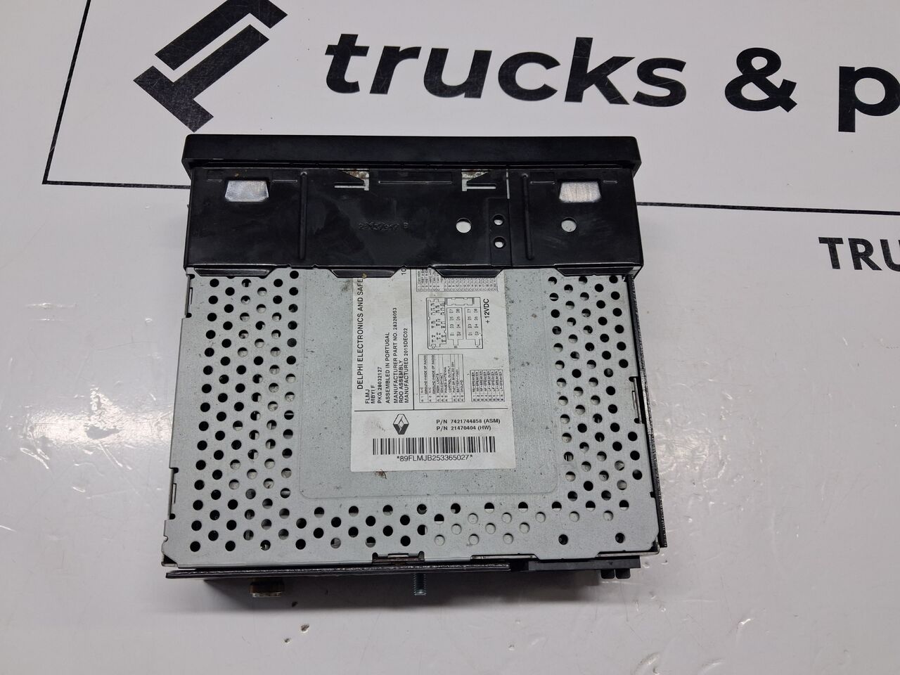DELPHI RADIO DELPHI RADIOODTWARZACZ CD 12V RENAULT GAMA D ORYGINAŁ - Кабина и интерьер для Грузовиков: фото 3 DELPHI RADIO DELPHI RADIOODTWARZACZ CD 12V RENAULT GAMA D ORYGINAŁ - Кабина и интерьер для Грузовиков: фото 3
