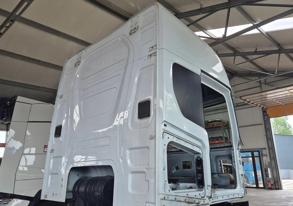 FORD GOŁA SZKIELET KABINY FORD F-MAX 500 TRUCKS EURO 6 - Кабина для Грузовиков: фото 5 FORD GOŁA SZKIELET KABINY FORD F-MAX 500 TRUCKS EURO 6 - Кабина для Грузовиков: фото 5