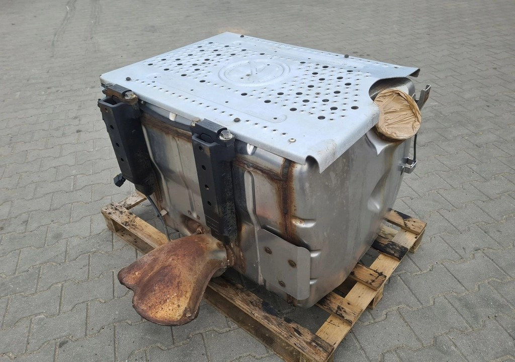 FORD KATALIZATOR TŁUMIK DPF FILTR KOMPLETNY FORD F-MAX CARGO 500 EURO 6 - Глушитель: фото 5 FORD KATALIZATOR TŁUMIK DPF FILTR KOMPLETNY FORD F-MAX CARGO 500 EURO 6 - Глушитель: фото 5