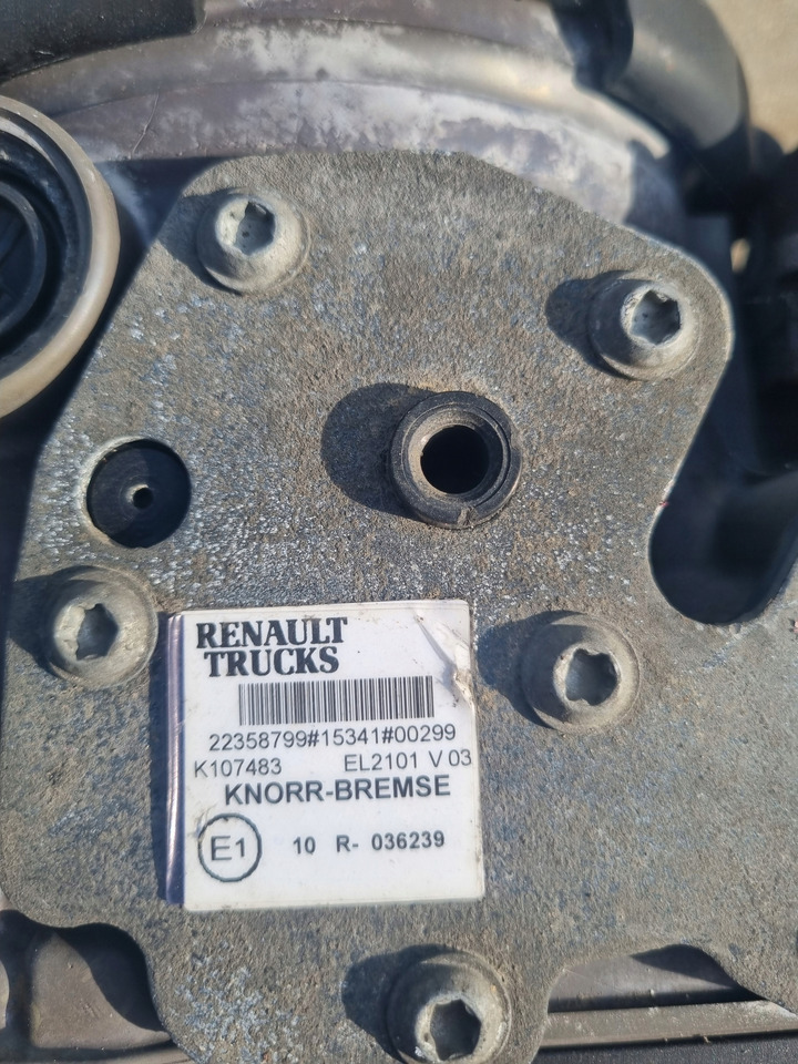 KNORR-BREMSE ZAWÓR OSUSZACZ POWIETRZA APM RENAULT GAMA T C K RANGE EURO 6 - Детали тормозной системы для Грузовиков: фото 3 KNORR-BREMSE ZAWÓR OSUSZACZ POWIETRZA APM RENAULT GAMA T C K RANGE EURO 6 - Детали тормозной системы для Грузовиков: фото 3