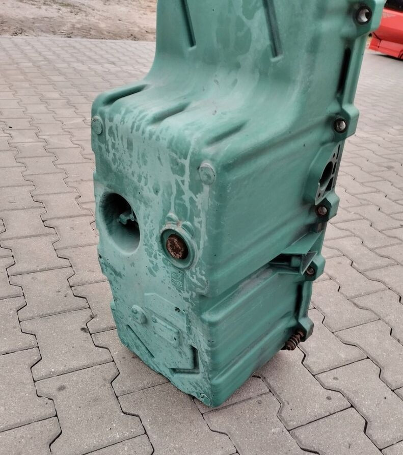 MISA MISKA OLEJOWA SILNIKA VOLVO FM 9 D9B 20490029 - Масляный поддон для Грузовиков: фото 4 MISA MISKA OLEJOWA SILNIKA VOLVO FM 9 D9B 20490029 - Масляный поддон для Грузовиков: фото 4