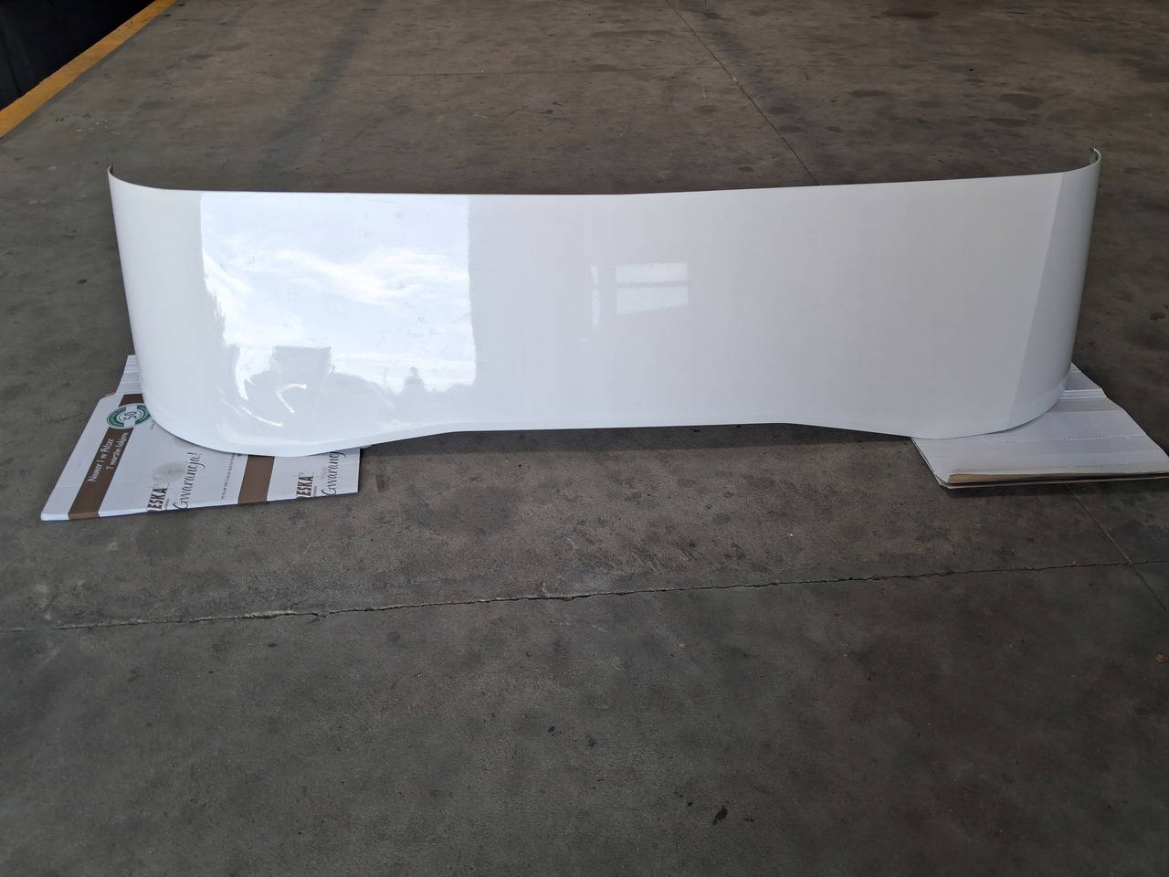 RENAULT MASKA ATRAPA PRZÓD KABINY ORYGINAŁ RENAULT GAMA T EURO 6 - Капот для Грузовиков: фото 1 RENAULT MASKA ATRAPA PRZÓD KABINY ORYGINAŁ RENAULT GAMA T EURO 6 - Капот для Грузовиков: фото 1