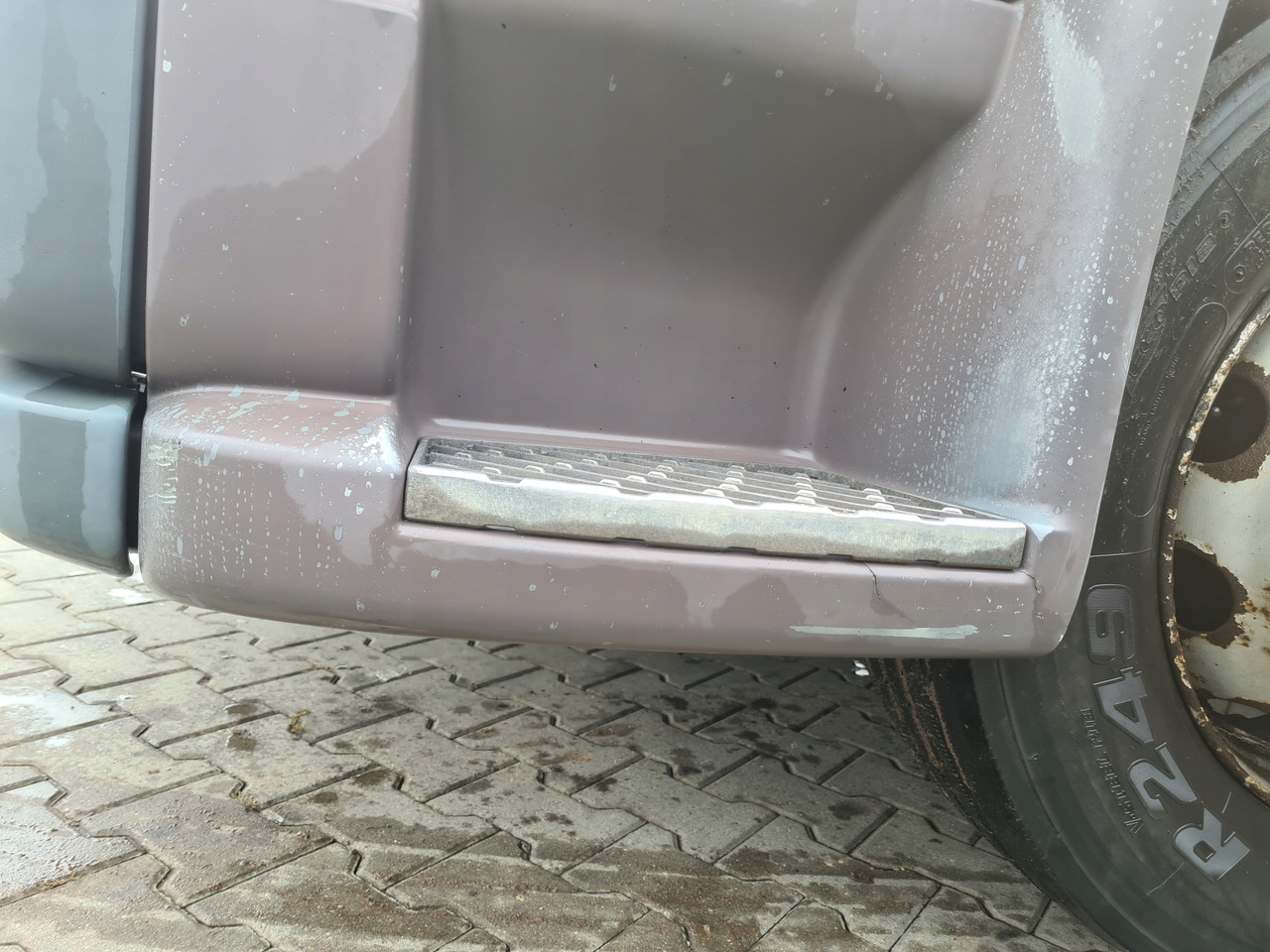 Бампер для Грузовиков RENAULT ZDERZAK KOMPLETNY Z LAMPAMI BELKA STOPNIE RENAULT MIDLUM DXI 22.5 EURO 5: фото 10 Бампер для Грузовиков RENAULT ZDERZAK KOMPLETNY Z LAMPAMI BELKA STOPNIE RENAULT MIDLUM DXI 22.5 EURO 5: фото 10