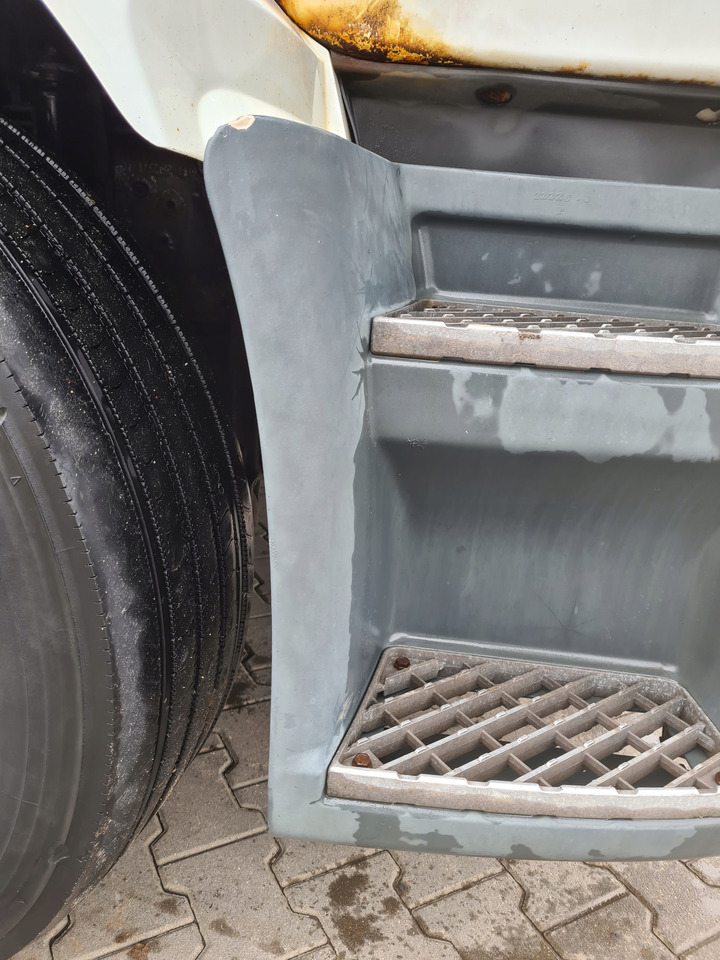 Бампер для Грузовиков RENAULT ZDERZAK KOMPLETNY Z LAMPAMI BELKA STOPNIE RENAULT MIDLUM DXI 22.5 EURO 5: фото 14 Бампер для Грузовиков RENAULT ZDERZAK KOMPLETNY Z LAMPAMI BELKA STOPNIE RENAULT MIDLUM DXI 22.5 EURO 5: фото 14