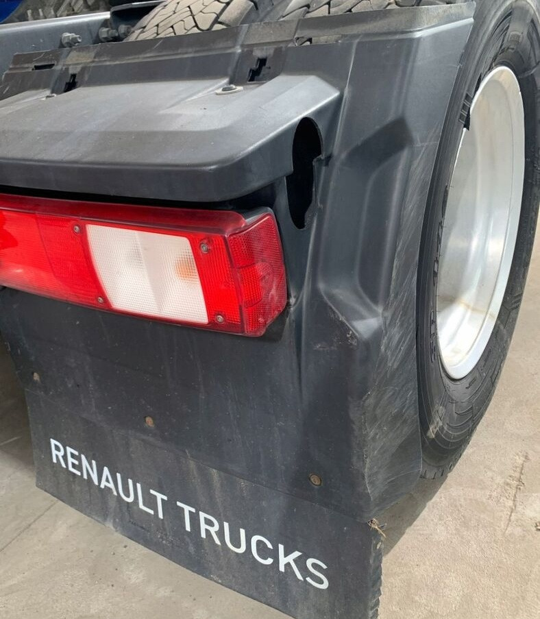 Renault BŁOTNIK PRAWY TYŁ KOMPLETNY RENAULT GAMA T C RANGE - Крыло для Грузовиков: фото 1 Renault BŁOTNIK PRAWY TYŁ KOMPLETNY RENAULT GAMA T C RANGE - Крыло для Грузовиков: фото 1