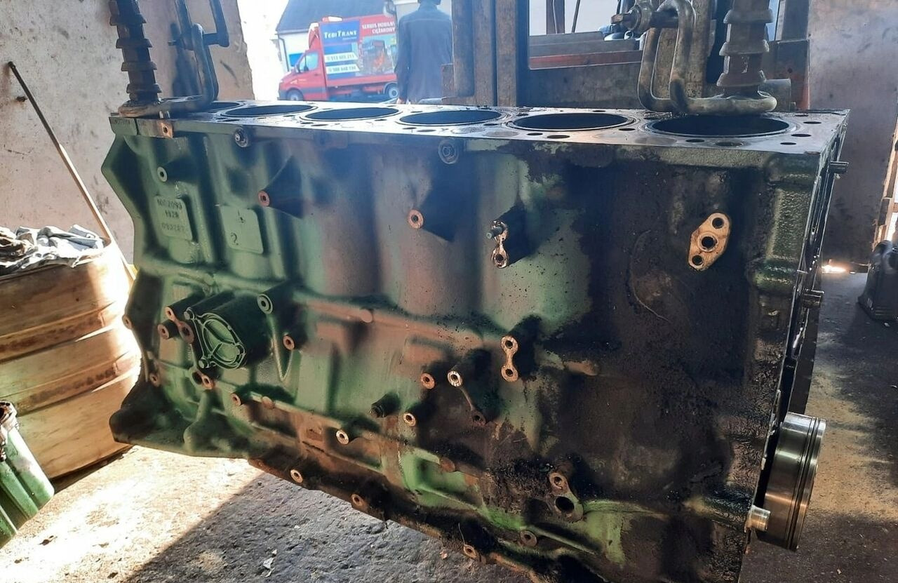 VOLVO BLOK TŁOKI WAŁ KORBOWY FM 9 D11C EUV - Двигатель для Грузовиков: фото 2 VOLVO BLOK TŁOKI WAŁ KORBOWY FM 9 D11C EUV - Двигатель для Грузовиков: фото 2