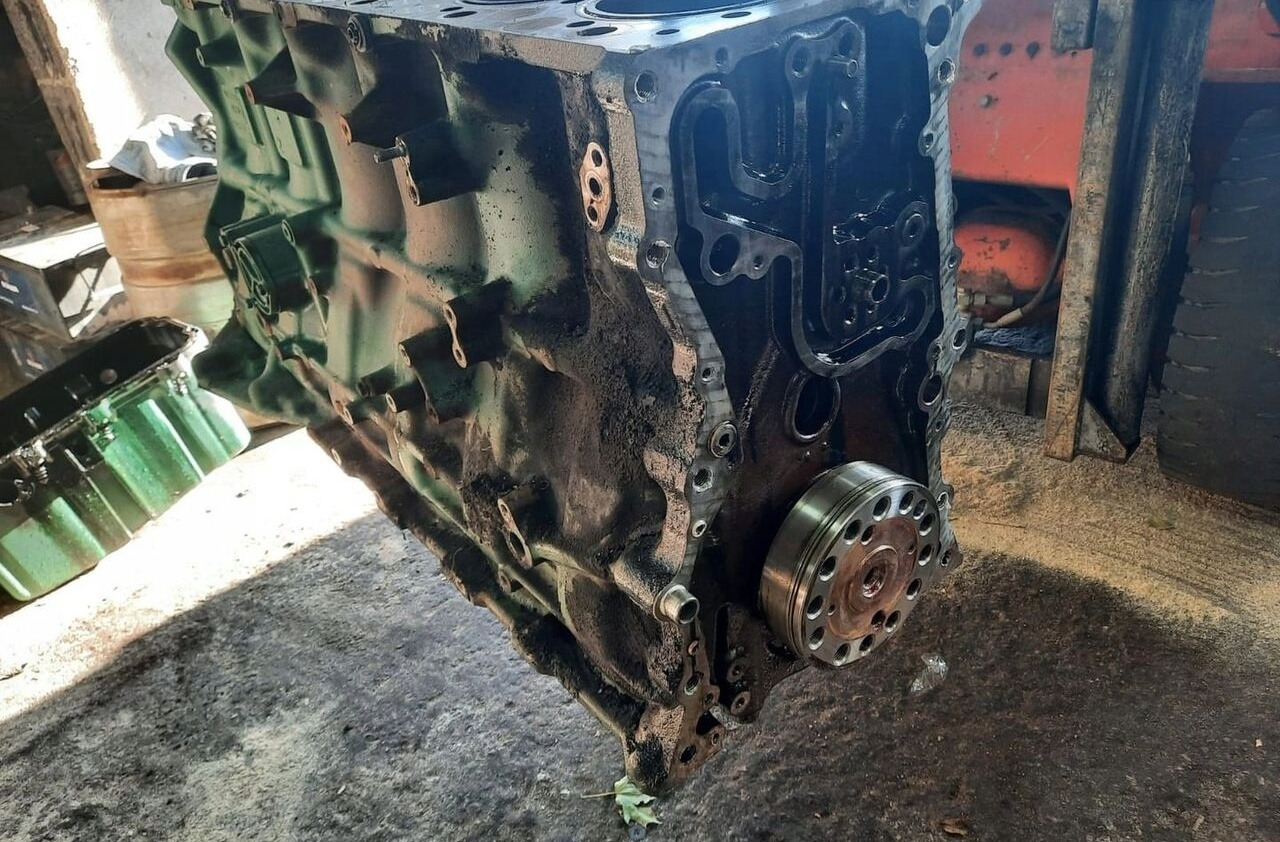 VOLVO BLOK TŁOKI WAŁ KORBOWY FM 9 D11C EUV - Двигатель для Грузовиков: фото 1 VOLVO BLOK TŁOKI WAŁ KORBOWY FM 9 D11C EUV - Двигатель для Грузовиков: фото 1
