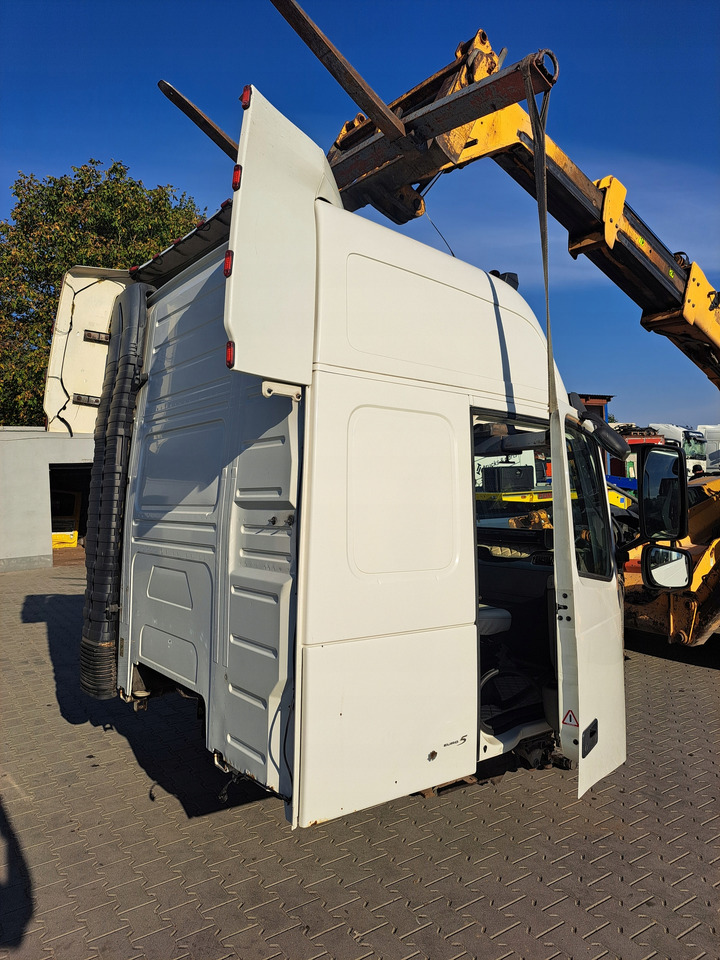 VOLVO KOMPLETNA FH 12 13 XL WYSOKA AUTOMAT - Кабина для Грузовиков: фото 3 VOLVO KOMPLETNA FH 12 13 XL WYSOKA AUTOMAT - Кабина для Грузовиков: фото 3