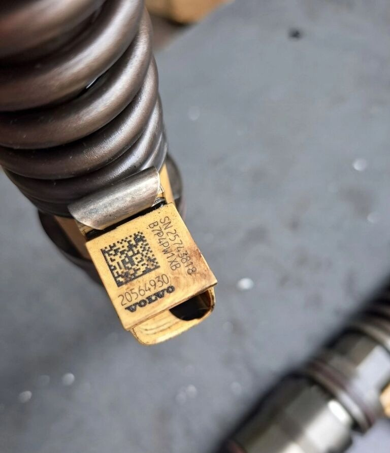 VOLVO POMPOWTRYSKIWACZE POMPOWTRYSKI KOMPLET VOLVO FH 16 D16 20564930 - Распределитель впрыска для Грузовиков: фото 5 VOLVO POMPOWTRYSKIWACZE POMPOWTRYSKI KOMPLET VOLVO FH 16 D16 20564930 - Распределитель впрыска для Грузовиков: фото 5