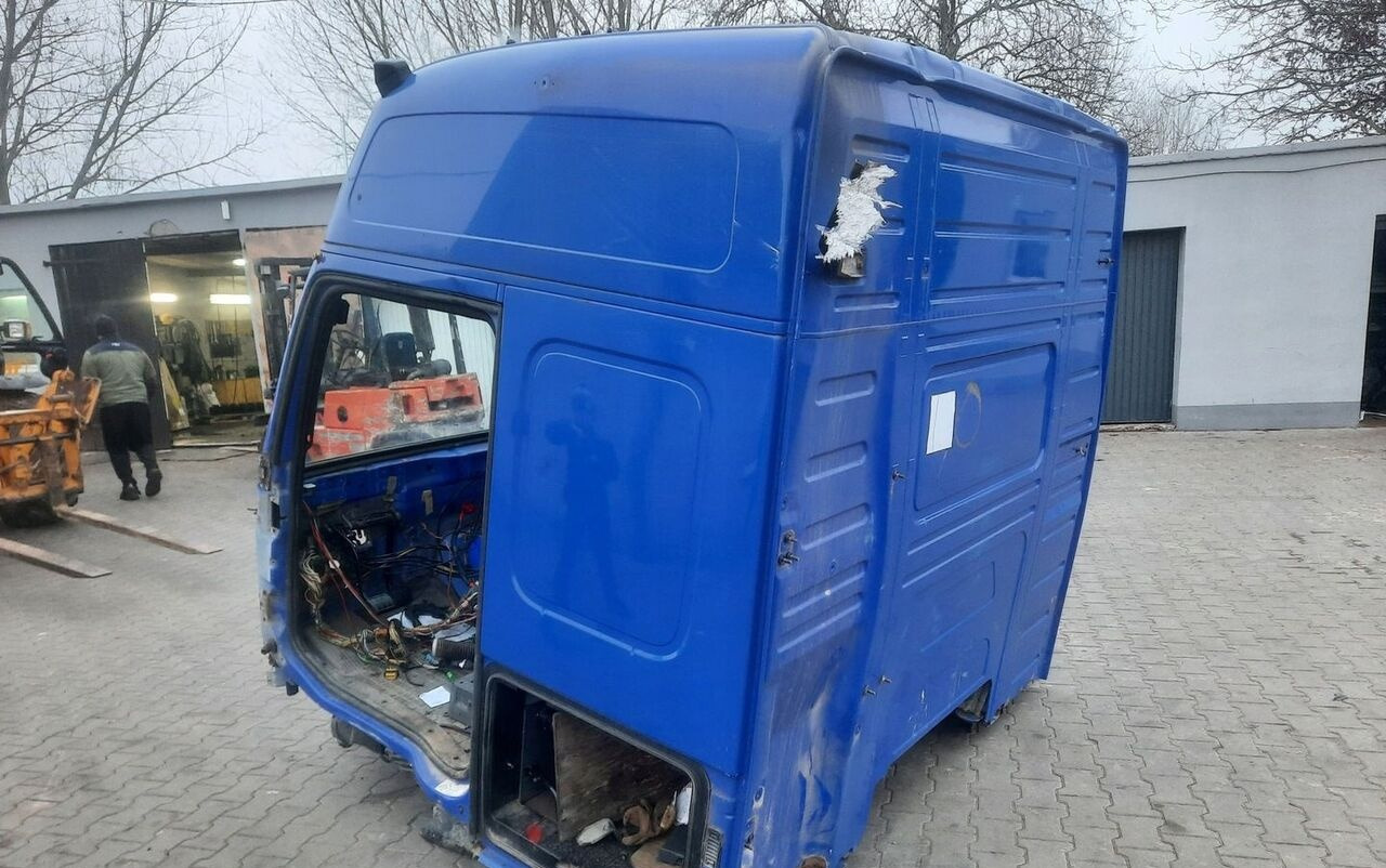 Volvo FH 12 13 - Кабина для Грузовиков: фото 2 Volvo FH 12 13 - Кабина для Грузовиков: фото 2