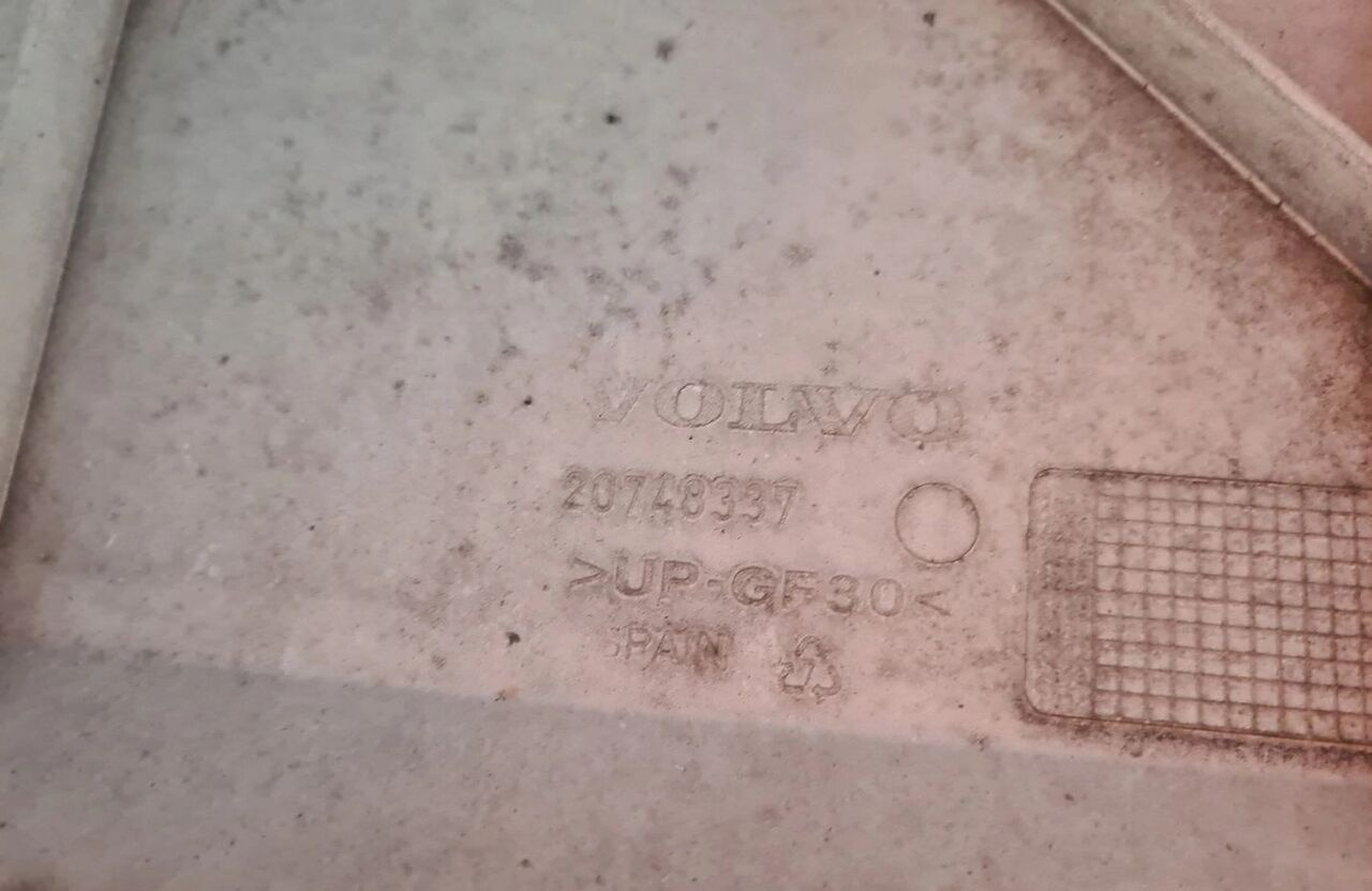Volvo MASKA PRZEDNIA PRZÓD ATRAPA GRILL ORYGINAŁ Volvo FE - Капот для Грузовиков: фото 5 Volvo MASKA PRZEDNIA PRZÓD ATRAPA GRILL ORYGINAŁ Volvo FE - Капот для Грузовиков: фото 5