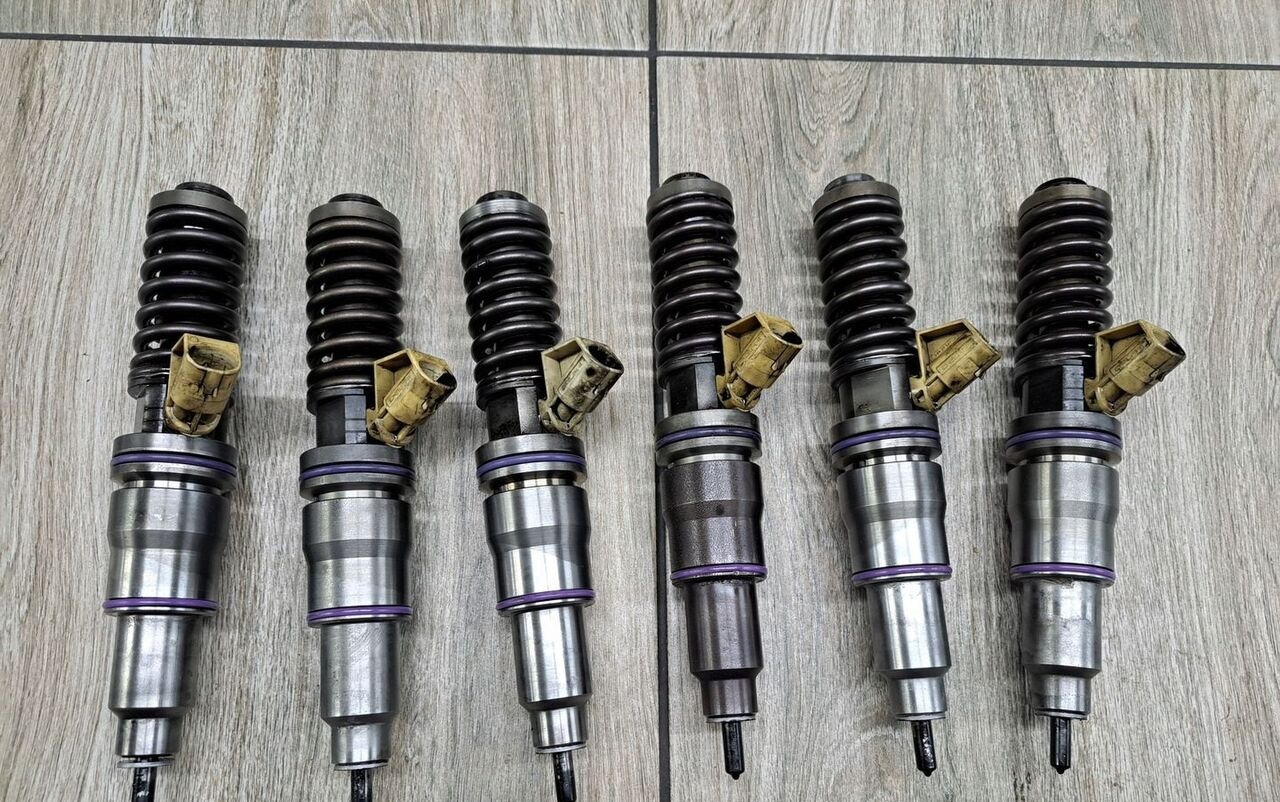 Volvo POMPOWTRYSKIWACZE WTRYSKI RENAULT MAGNUM DXI 12 VOLVO FH FM 12 - Распределитель впрыска для Грузовиков: фото 1 Volvo POMPOWTRYSKIWACZE WTRYSKI RENAULT MAGNUM DXI 12 VOLVO FH FM 12 - Распределитель впрыска для Грузовиков: фото 1