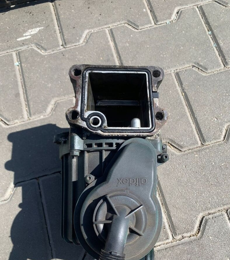 Volvo SEPARATOR OLEJU WIRÓWKA ODMA RENAULT GAMA T DTI 13 21373007 - Воздушный фильтр для Грузовиков: фото 2 Volvo SEPARATOR OLEJU WIRÓWKA ODMA RENAULT GAMA T DTI 13 21373007 - Воздушный фильтр для Грузовиков: фото 2