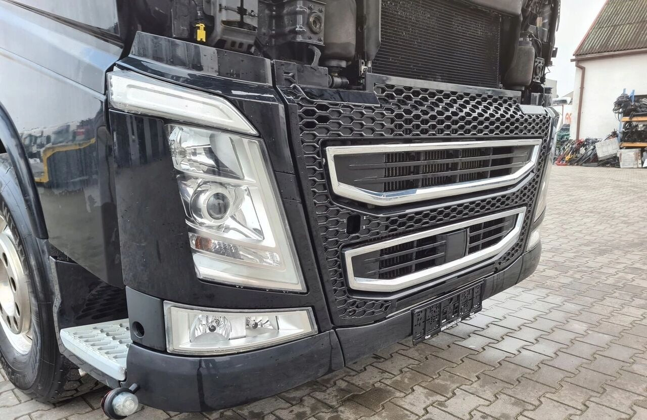 Volvo XENON ATRAPA GRILL FH 4 FH 16 EURO 6 Volvo XENON ATRAPA GRILL ZDERZAK VOLVO FH 4 FH 16 EURO 6 - Бампер для Грузовиков: фото 1 Volvo XENON ATRAPA GRILL FH 4 FH 16 EURO 6 Volvo XENON ATRAPA GRILL ZDERZAK VOLVO FH 4 FH 16 EURO 6 - Бампер для Грузовиков: фото 1