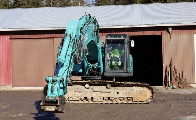 Kobelco SK350 LC-10 - Гусеничный экскаватор: фото 3 Kobelco SK350 LC-10 - Гусеничный экскаватор: фото 3