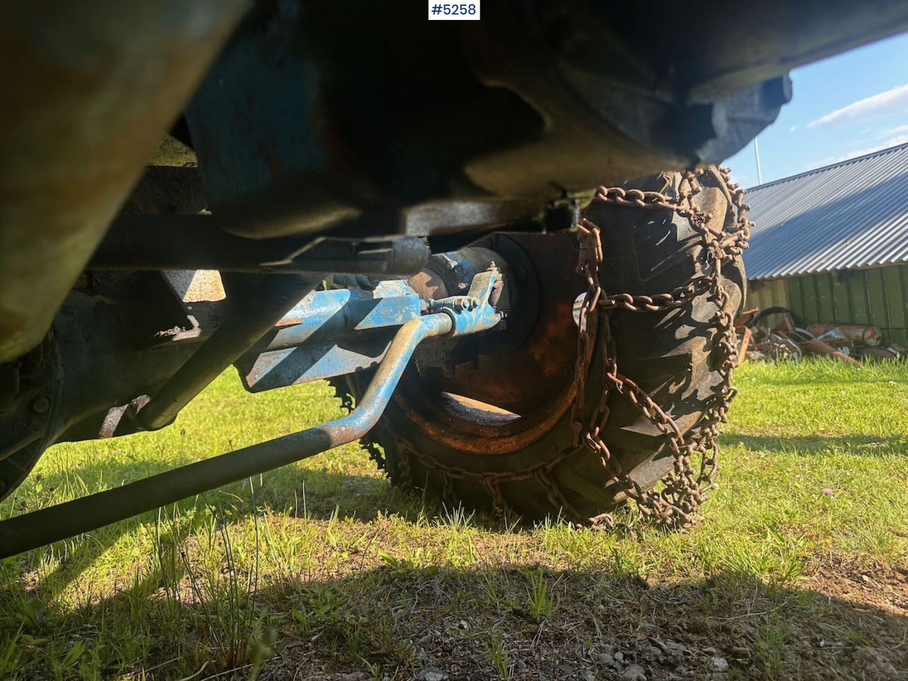 Трактор 1963 Fordson Major 4x4 with splitter gearbox, Ako winch, and tire chains. SEE VIDEO.: фото 11