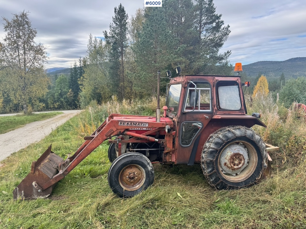 1971 Massey-Ferguson 135 incl. front loader, bucket, rear scraper, and log splitter/firewood machine - Трактор: фото 4 1971 Massey-Ferguson 135 incl. front loader, bucket, rear scraper, and log splitter/firewood machine - Трактор: фото 4