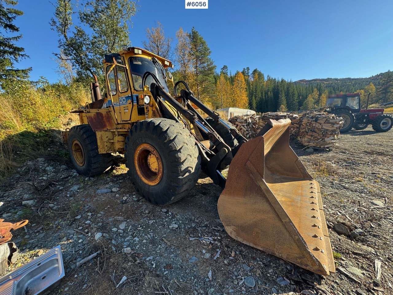 Колёсный погрузчик 1983 Volvo BM 4500 repair object: фото 10 Колёсный погрузчик 1983 Volvo BM 4500 repair object: фото 10