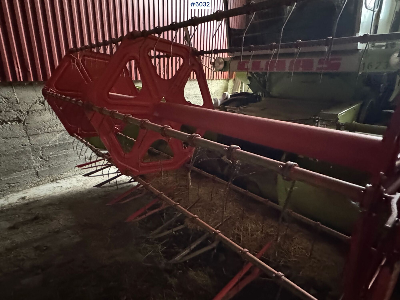 1984 Claas Dominator 48. 1704 hours! - Зерноуборочный комбайн: фото 2 1984 Claas Dominator 48. 1704 hours! - Зерноуборочный комбайн: фото 2