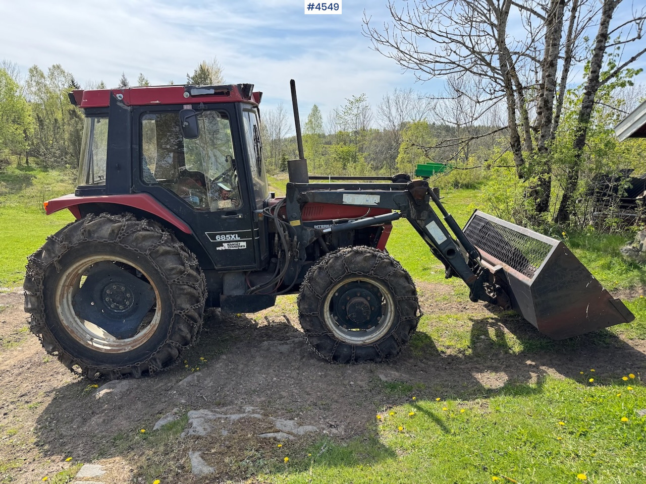 1987 Case 685 XL w/front loader. - Трактор: фото 1 1987 Case 685 XL w/front loader. - Трактор: фото 1