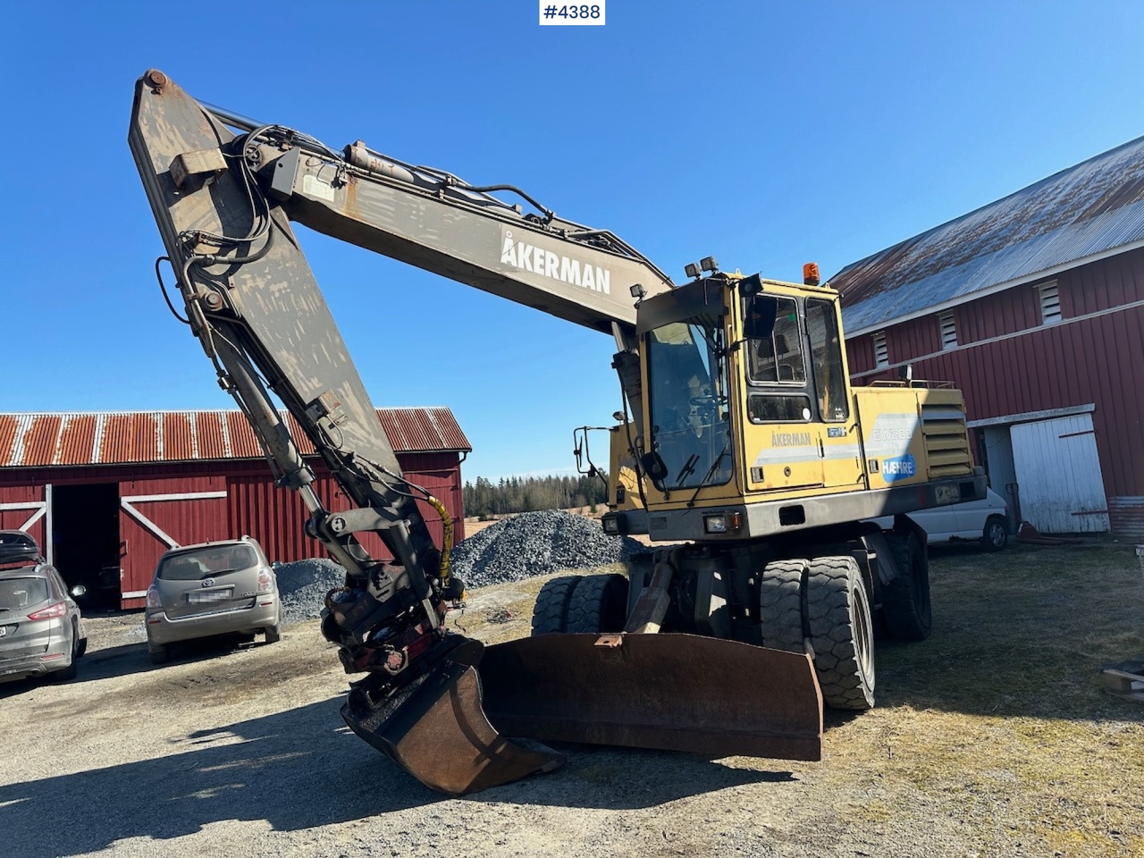 Экскаватор 1995 Åkermann EW200 Wheel machine w/ grading bucket og tiltrotator. WATCH VIDEO.: фото 5