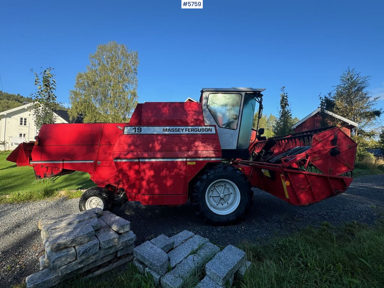 1995 Massey ferguson 19 - Зерноуборочный комбайн: фото 4 1995 Massey ferguson 19 - Зерноуборочный комбайн: фото 4