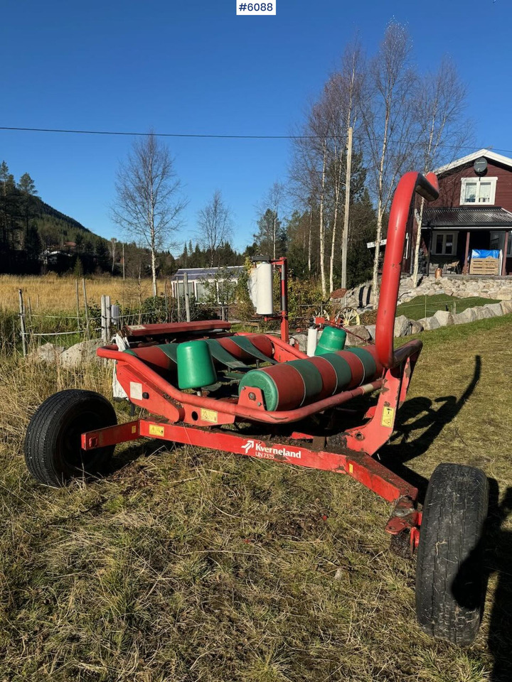 1998 Kverneland 7335 Round bale wrapper - Техника для сенозаготовки: фото 1 1998 Kverneland 7335 Round bale wrapper - Техника для сенозаготовки: фото 1