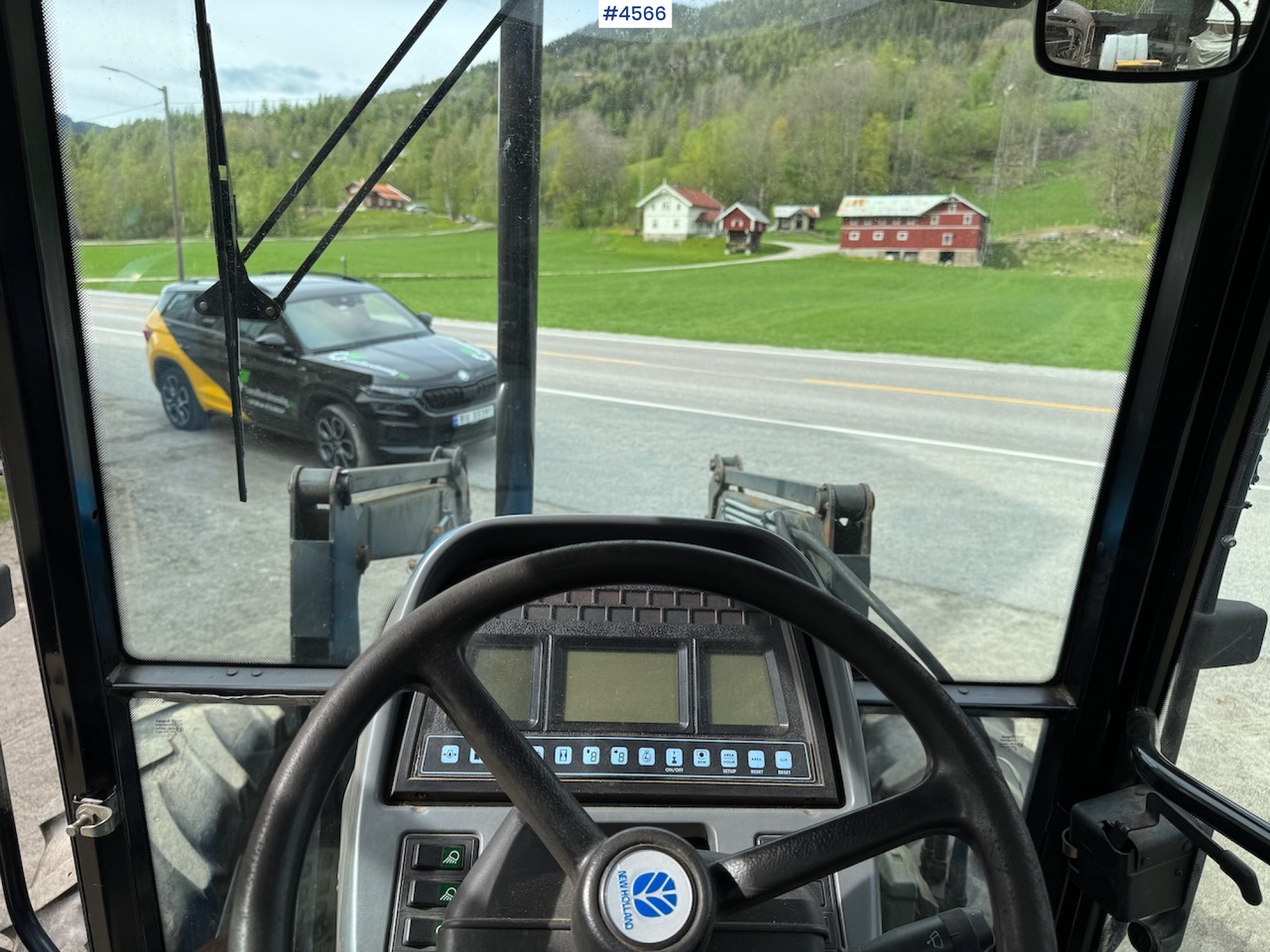 1998 New Holland TS 100 w/front loader and some equipment в лизинг 1998 New Holland TS 100 w/front loader and some equipment: фото 9