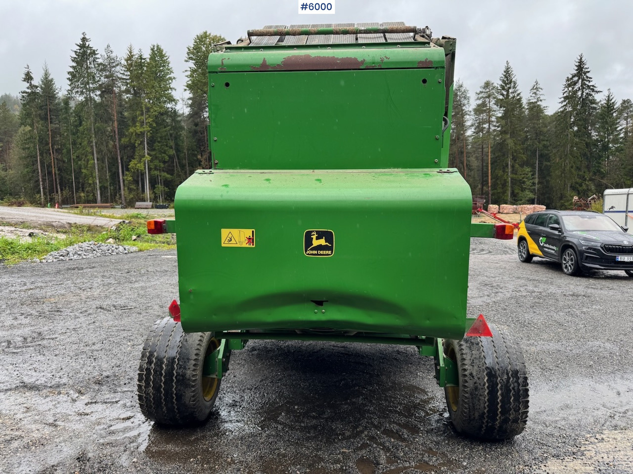 2000 John Deere 590 Round Baler. - Техника для сенозаготовки: фото 4 2000 John Deere 590 Round Baler. - Техника для сенозаготовки: фото 4