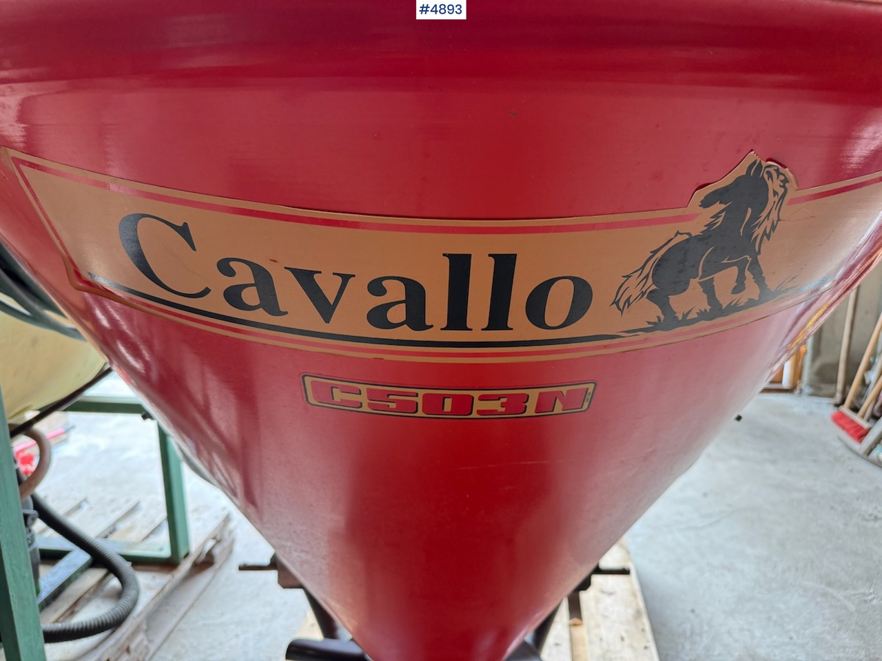 2001 Cavallo C503N. - Разбрасыватель удобрений: фото 1 2001 Cavallo C503N. - Разбрасыватель удобрений: фото 1