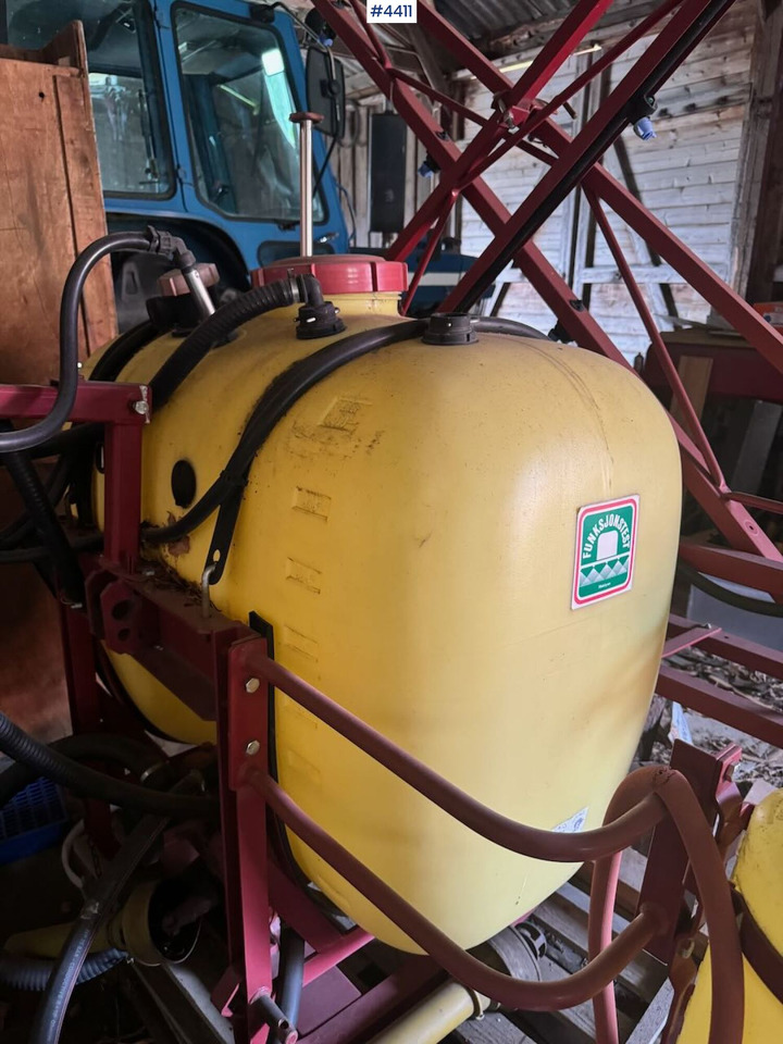 2004 Hardi NK 400 - Опрыскиватель: фото 2 2004 Hardi NK 400 - Опрыскиватель: фото 2