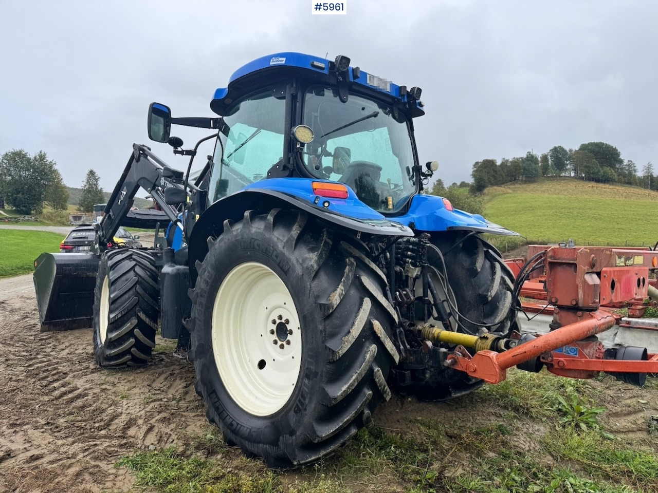 2004 New Holland TS115A with front loader - Трактор: фото 5 2004 New Holland TS115A with front loader - Трактор: фото 5