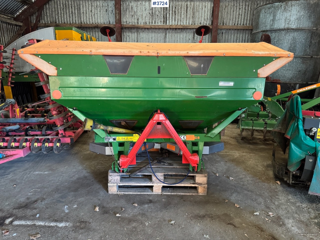 2005 Amazone ZA-M 1500 - Разбрасыватель удобрений: фото 1 2005 Amazone ZA-M 1500 - Разбрасыватель удобрений: фото 1