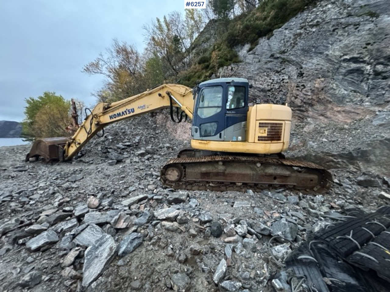 2005 Komatsu PC228 USLC-3K with Digging Bucket – SEE VIDEO! - Экскаватор: фото 1 2005 Komatsu PC228 USLC-3K with Digging Bucket – SEE VIDEO! - Экскаватор: фото 1