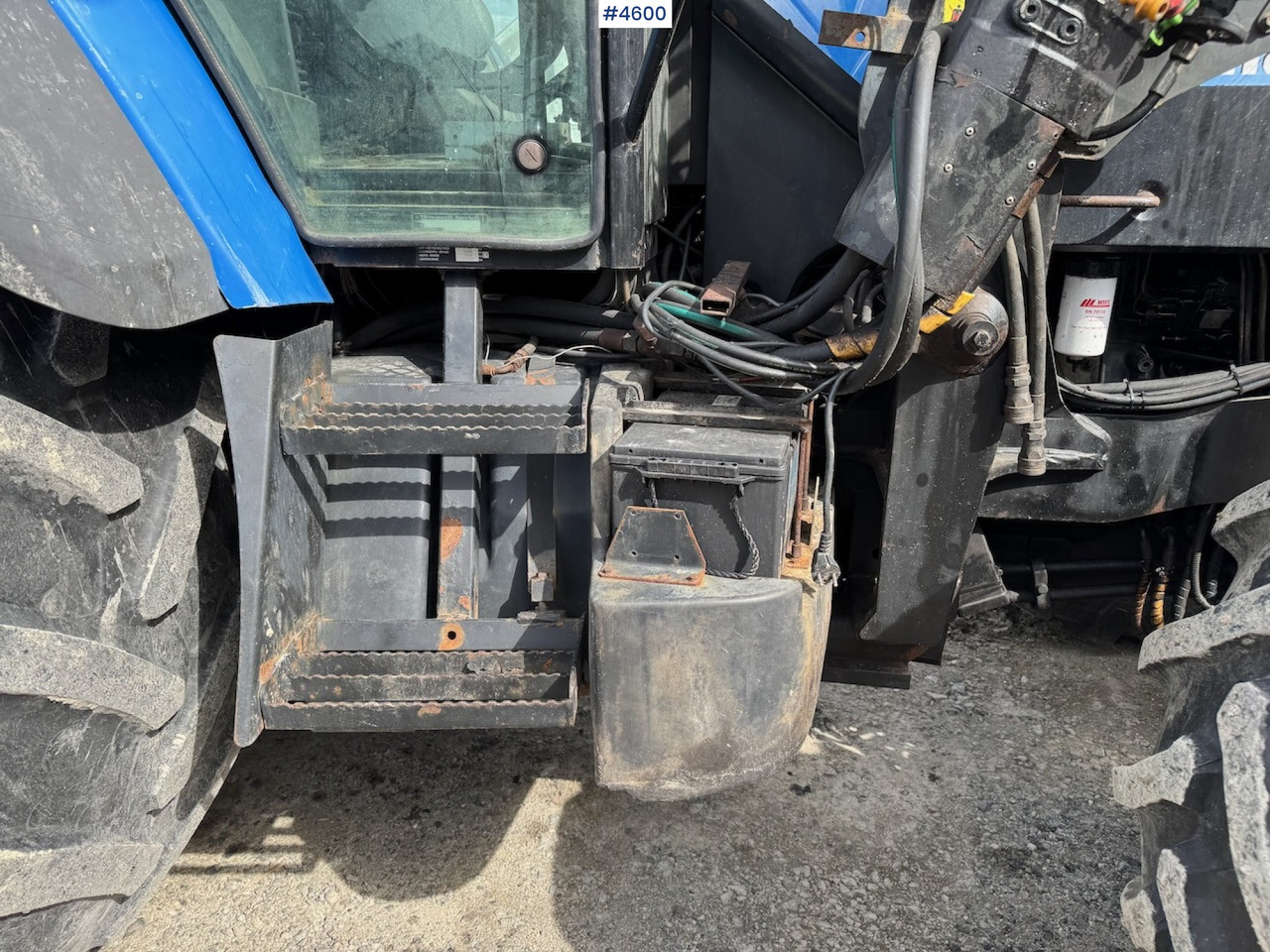 2005 New Holland TM190 w/front loader - Трактор: фото 2 2005 New Holland TM190 w/front loader - Трактор: фото 2