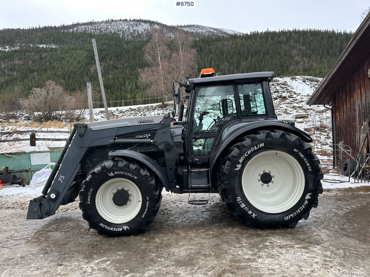 2006 Valtra T190 4x4 w/ Front loader and new gearbox! SEE VIDEO. - Трактор: фото 2 2006 Valtra T190 4x4 w/ Front loader and new gearbox! SEE VIDEO. - Трактор: фото 2