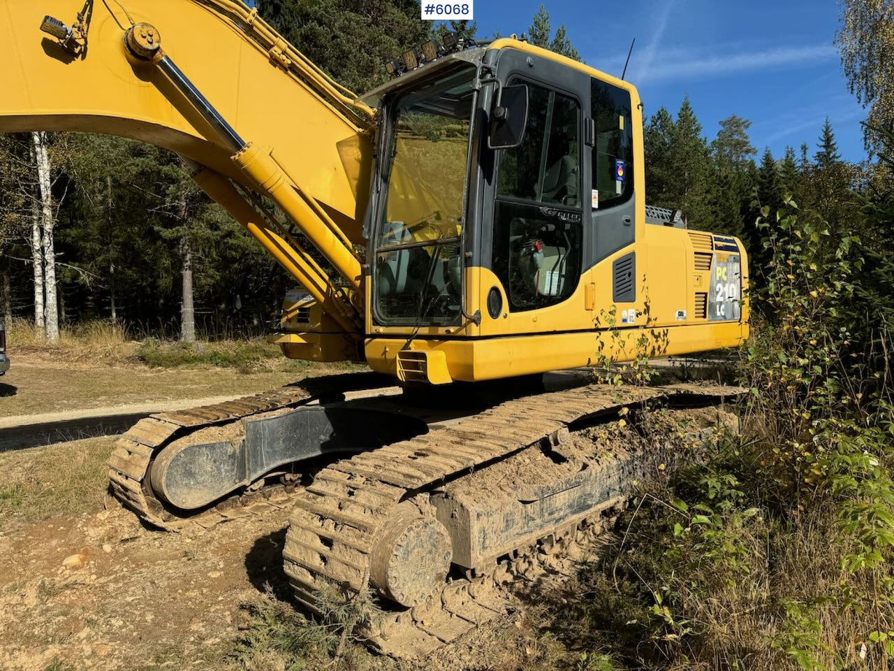 2007 Komatsu PC210LC Tracked Excavator with 3 buckets, tilt, grapple, and ripper. - Экскаватор: фото 1 2007 Komatsu PC210LC Tracked Excavator with 3 buckets, tilt, grapple, and ripper. - Экскаватор: фото 1