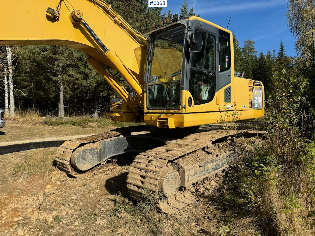2007 Komatsu PC210LC Tracked Excavator with 3 buckets, tilt, grapple, and ripper. - Экскаватор: фото 3 2007 Komatsu PC210LC Tracked Excavator with 3 buckets, tilt, grapple, and ripper. - Экскаватор: фото 3