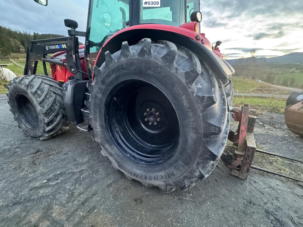 Трактор 2007 Massey Ferguson 6465 Dyna 6 w/ front loader with 3rd function!: фото 17